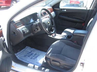 2010 Chevrolet Impala, $5295. Photo 4