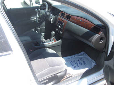 2010 Chevrolet Impala, $5295. Photo 9