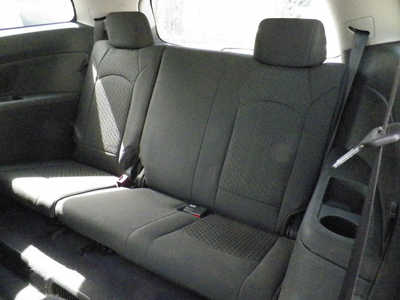 2010 Chevrolet Traverse, $4495. Photo 5