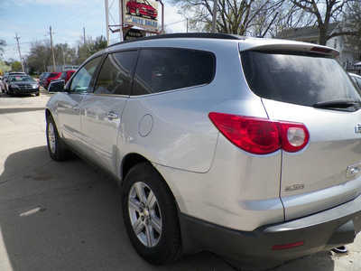 2010 Chevrolet Traverse, $4495. Photo 6