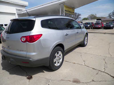 2010 Chevrolet Traverse, $4495. Photo 9