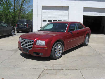 2007 Chrysler 300, $4095. Photo 2