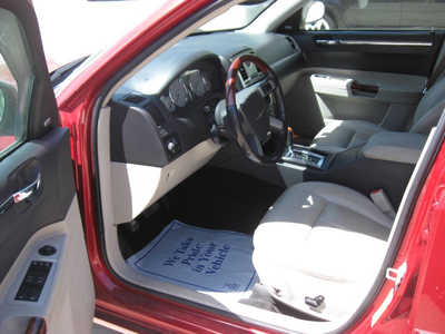 2007 Chrysler 300, $4095. Photo 4
