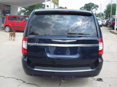 2013 Chrysler Town and, $7995. Photo 6