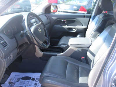 2006 Honda Pilot, $3995. Photo 3