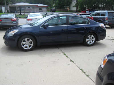 2009 Nissan Altima, $6995. Photo 3