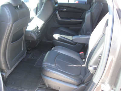 2011 GMC Acadia, $5595. Photo 4