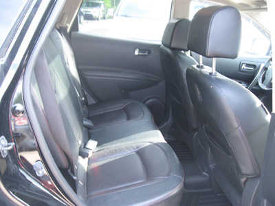 2013 Nissan Rogue, $6895. Photo 9