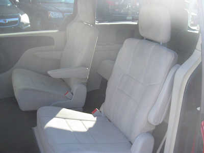 2011 Dodge Caravan, Grand, $6295. Photo 4