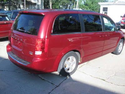 2011 Dodge Caravan, Grand, $6295. Photo 9