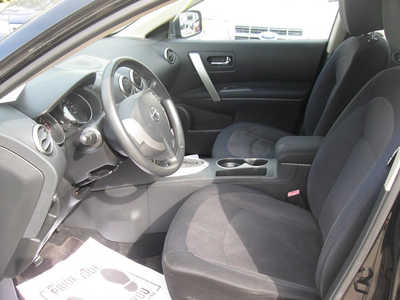 2011 Nissan Rogue, $8995. Photo 2