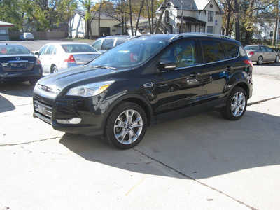 2015 Ford Escape, $9995. Photo 3