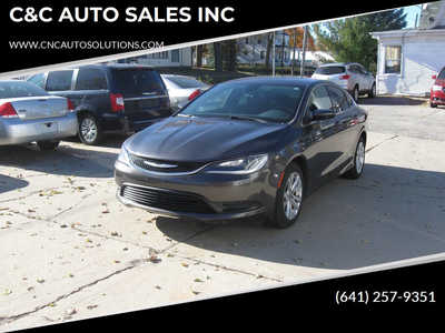 2017 Chrysler 200, $9195. Photo 1