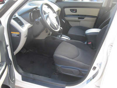 2010 Kia Soul, $4995. Photo 4