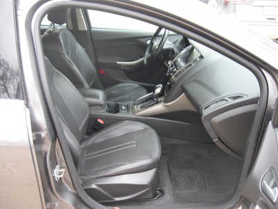 2012 Ford Focus, $7995. Photo 10