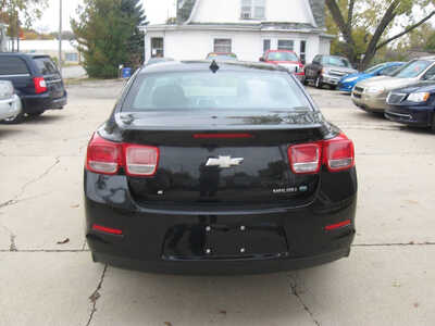 2013 Chevrolet Malibu, $5995. Photo 6