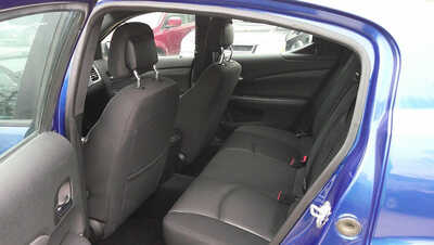 2014 Dodge Avenger, $5995. Photo 4