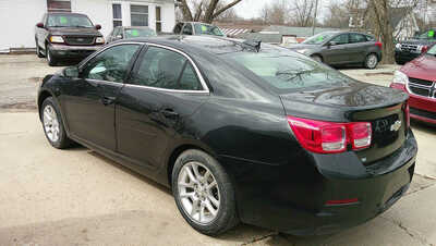 2015 Chevrolet Malibu, $6995. Photo 5