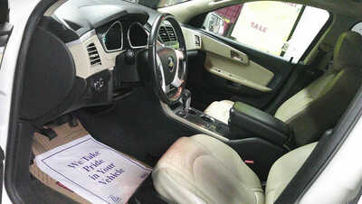 2011 Chevrolet Traverse, $3995. Photo 3