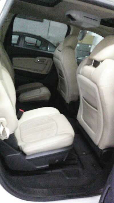 2011 Chevrolet Traverse, $3995. Photo 8