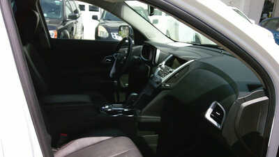 2012 Chevrolet Equinox, $6995. Photo 10