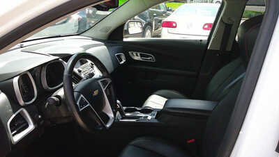 2012 Chevrolet Equinox, $6995. Photo 3