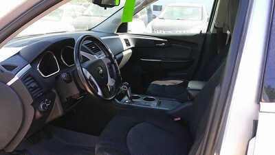 2012 Chevrolet Traverse, $4995. Photo 3