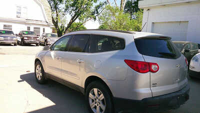 2012 Chevrolet Traverse, $4995. Photo 5
