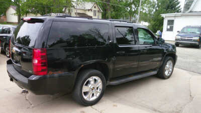 2011 Chevrolet Suburban, $7495. Photo 10