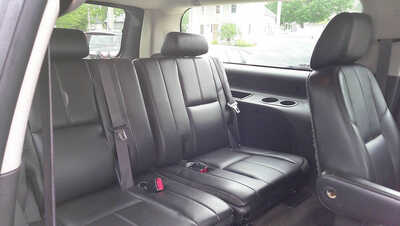 2011 Chevrolet Suburban, $7495. Photo 11
