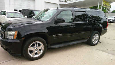 2011 Chevrolet Suburban, $7495. Photo 3
