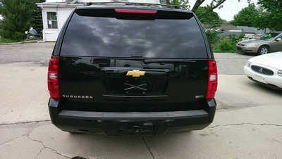 2011 Chevrolet Suburban, $7495. Photo 8