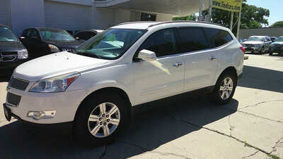 2012 Chevrolet Traverse, $4995. Photo 2