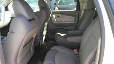 2012 Chevrolet Traverse, $4995. Photo 4