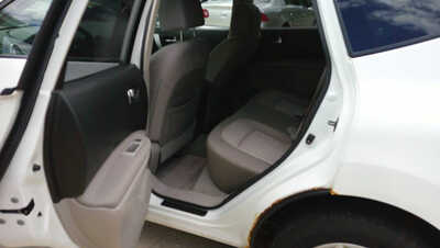 2011 Nissan Rogue, $6595. Photo 5