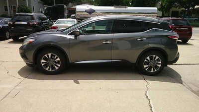 2015 Nissan Murano, $7995. Photo 3