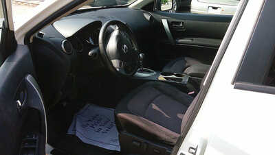 2011 Nissan Rogue, $7995. Photo 4