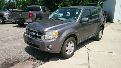 2012 Ford Escape, $5995. Photo 2