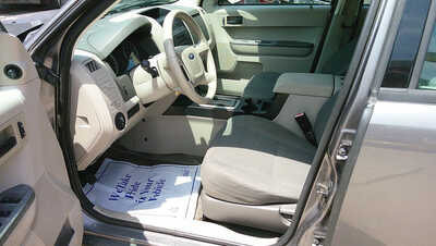 2012 Ford Escape, $5995. Photo 4