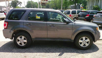 2012 Ford Escape, $5995. Photo 8