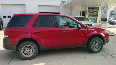 2004 Saturn VUE, $1995. Photo 8