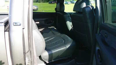 2002 Chevrolet 1500 Crew Cab, $7995. Photo 10