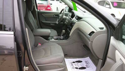2015 Chevrolet Traverse, $5495. Photo 12