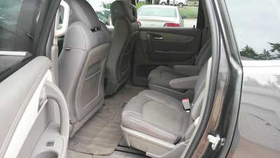 2015 Chevrolet Traverse, $5495. Photo 4