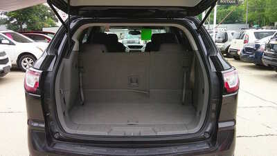 2015 Chevrolet Traverse, $5495. Photo 8