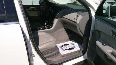 2011 Chevrolet Traverse, $4995. Photo 11
