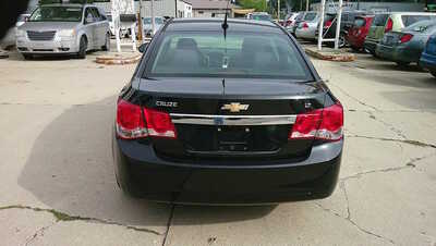 2013 Chevrolet Cruze, $6996. Photo 5