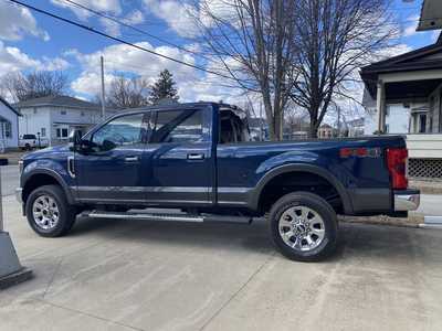2019 Ford F350 Crew Cab, $45000. Photo 3