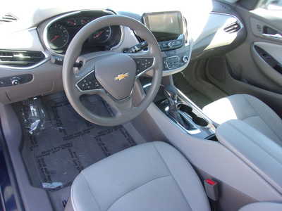 2021 Chevrolet Malibu, $16500. Photo 11