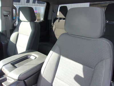 2022 Chevrolet 1500 Crew Cab, $29850. Photo 10